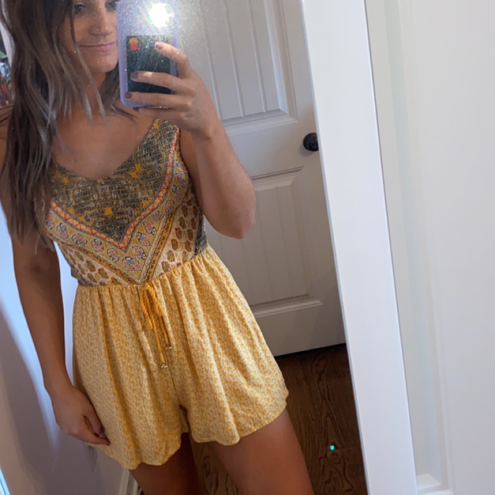 Women’s yellow romper.